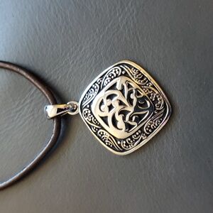 Lia Sophia Sheridan Silver Tone Filagree Scroll Pendant Necklace On Leather Cord